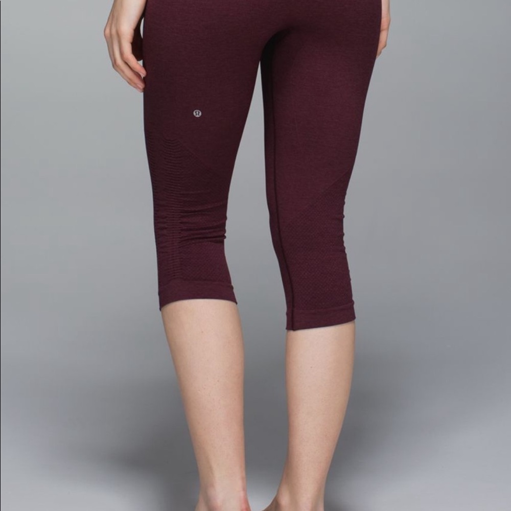 Lululemon In The Flow Crop II size 8